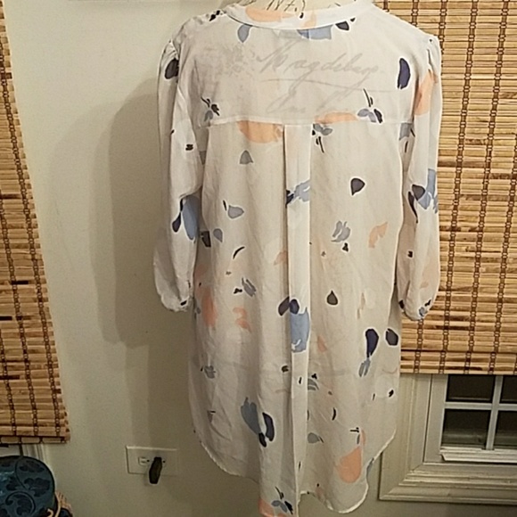 Beautiful M&S blouse - Picture 3 of 6